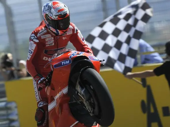 casey stoner aragon 2010