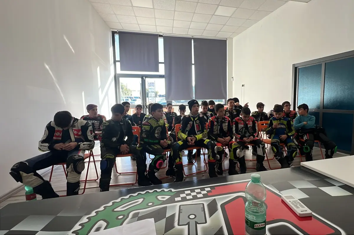 Ad Aprilia si gira anche a Natale! Luca Fabrizio racconta il "Christmas Training"