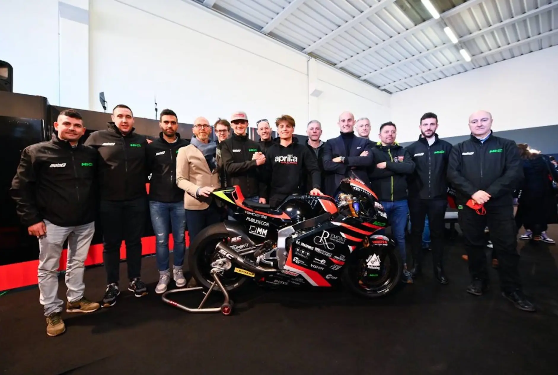 cover moto2
