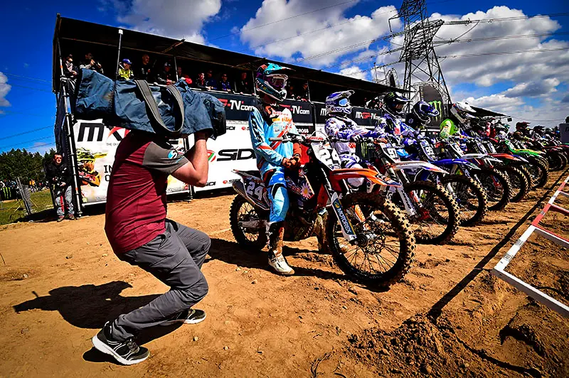 cover mxgp