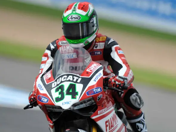 davide giugliano superpole donington 2014