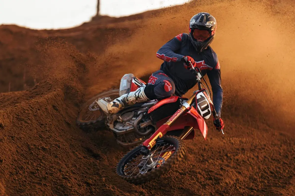 ducati desmo450 mx test mattia guadagnini ottobiano 2024