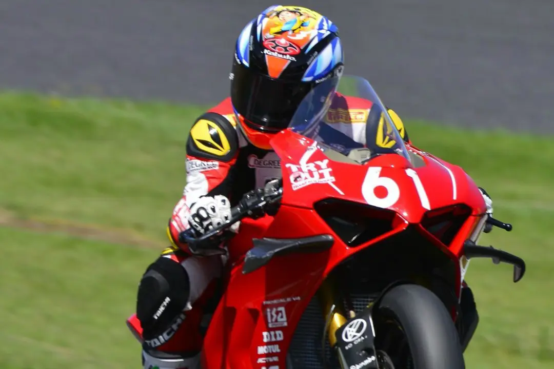 ducati v4 r delight