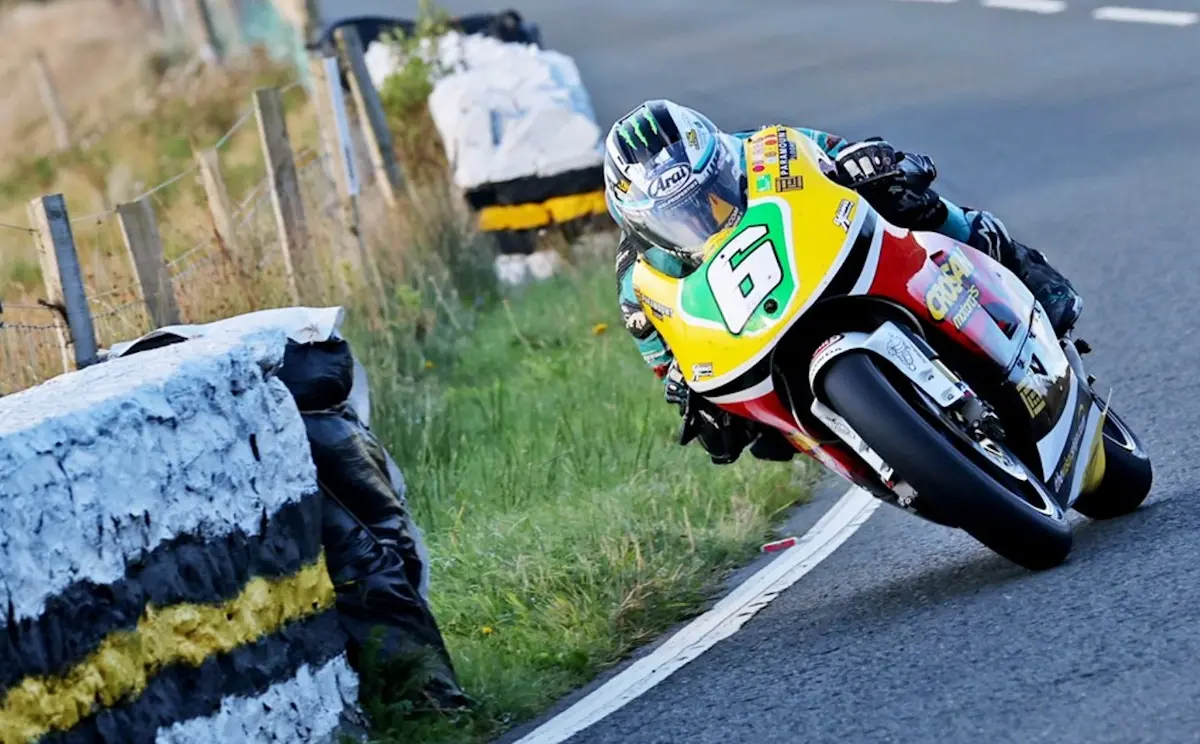 Tourist Trophy Classic: Michael Dunlop trionfa anche con moto del passato