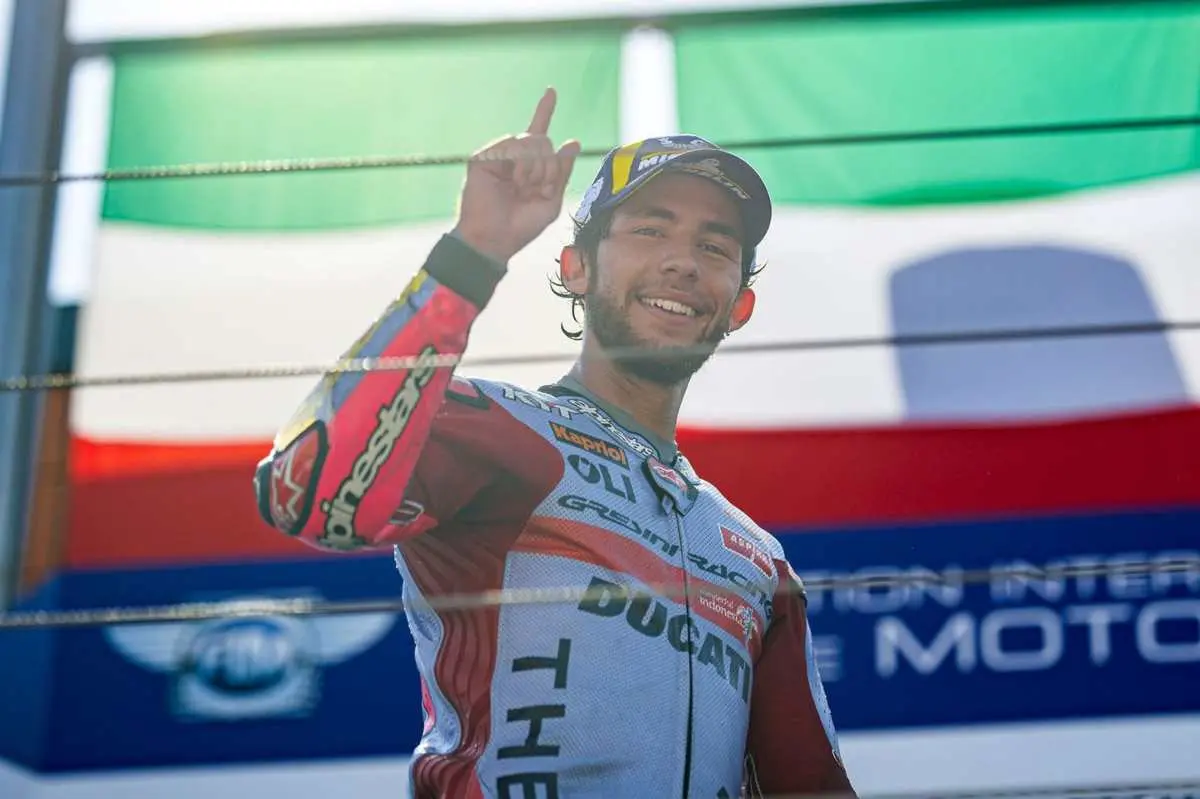 enea bastianini 10