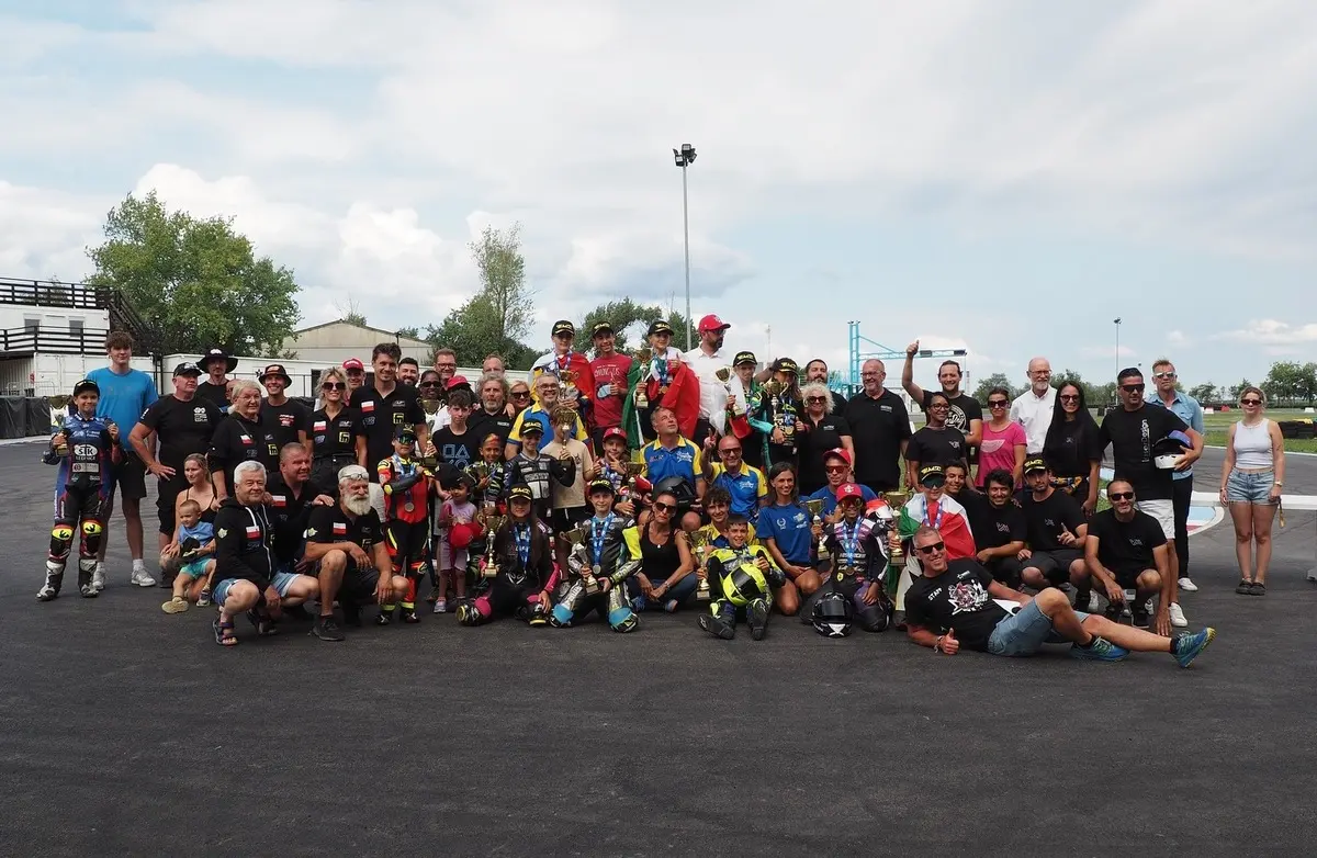 Giovani promesse crescono: dominio azzurro all'Europeo Mini Bike 2025