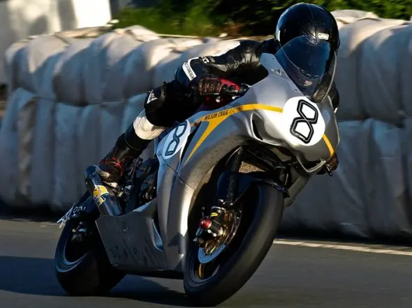 guy martin tt 2010 senior