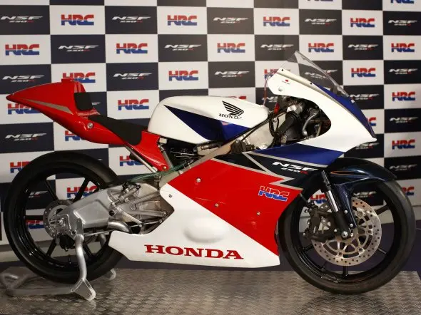 honda nsf250r launch 2