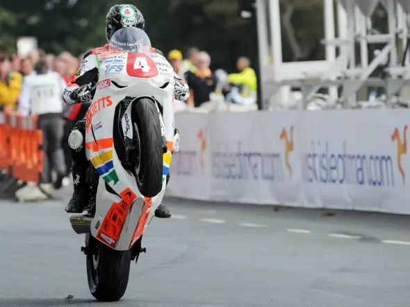ian hutchinson parade manxgp