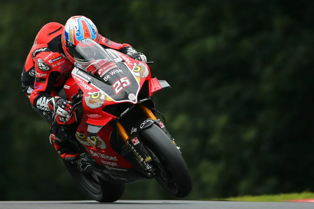 josh brookes race1 oulton park 2019