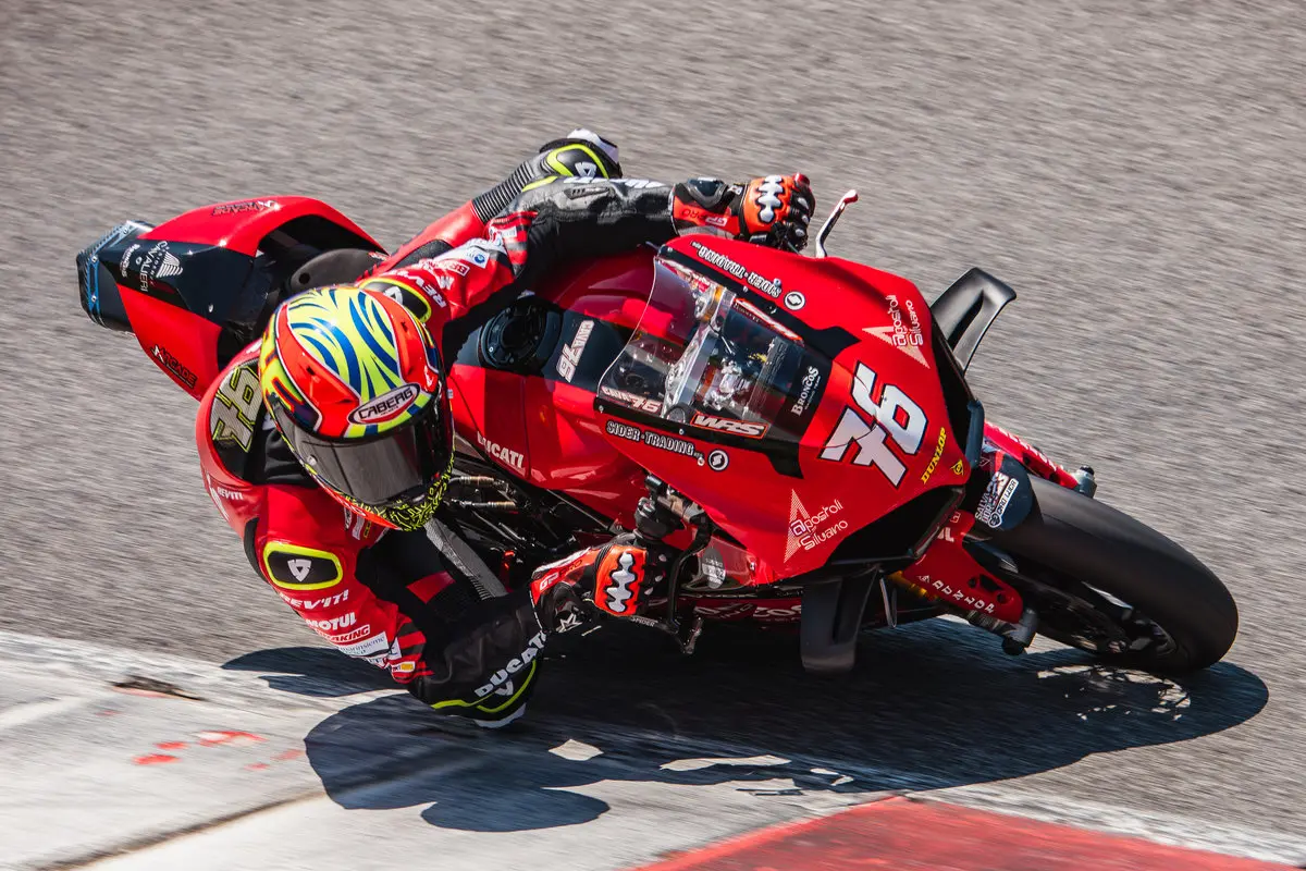 CIV Superbike Imola Gara 1: Cavalieri festeggia la prima vittoria