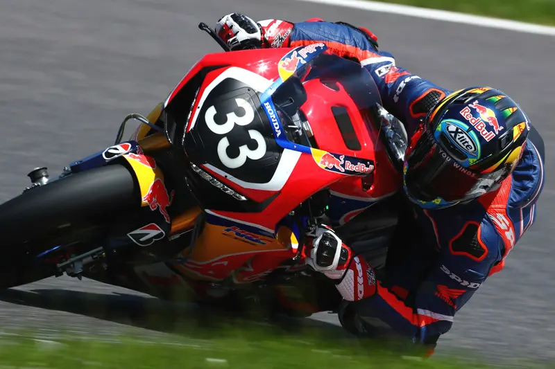 leon camier 8h suzuka 2018