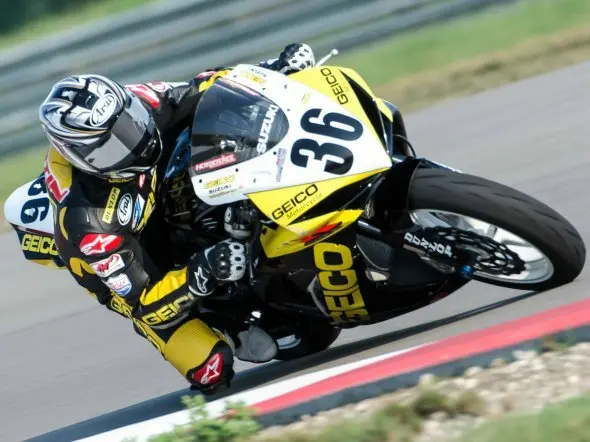 martin cardenas review 2012
