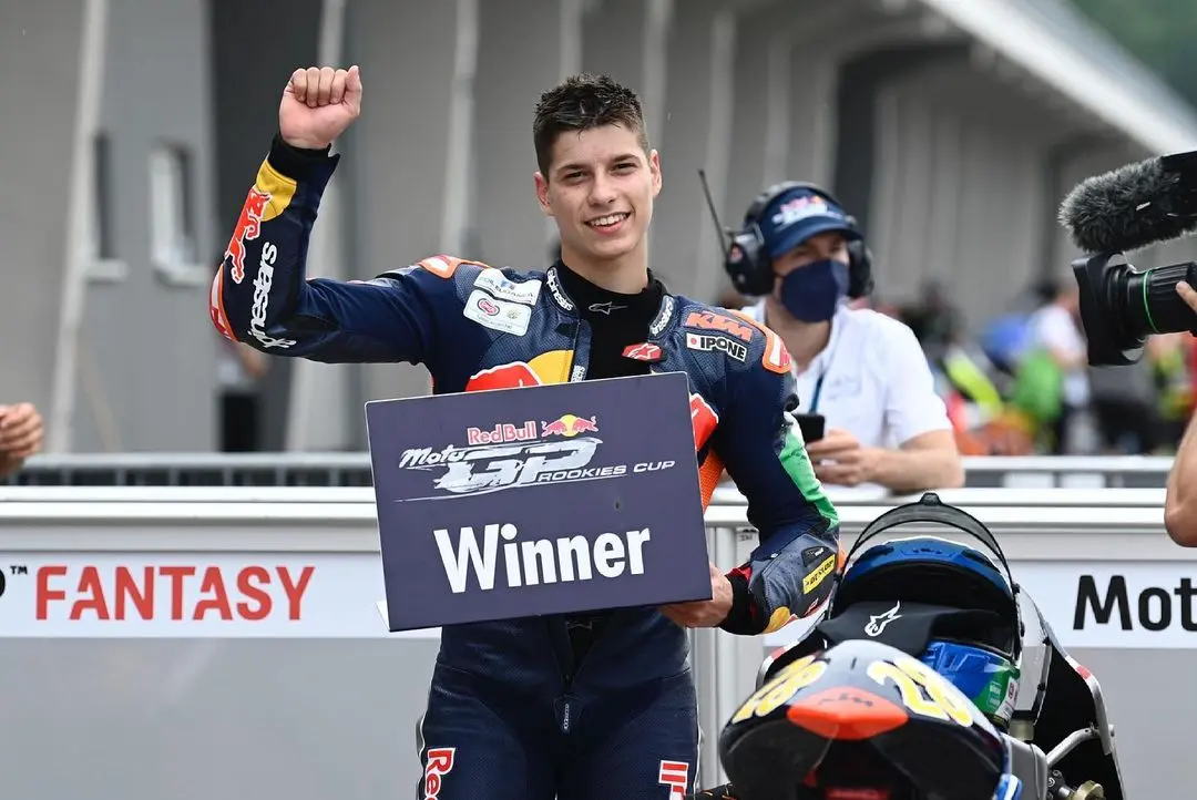 matteo bertelle moto3