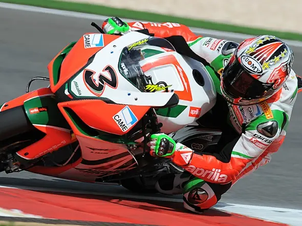 maxbiaggi gara1 portimao 2010