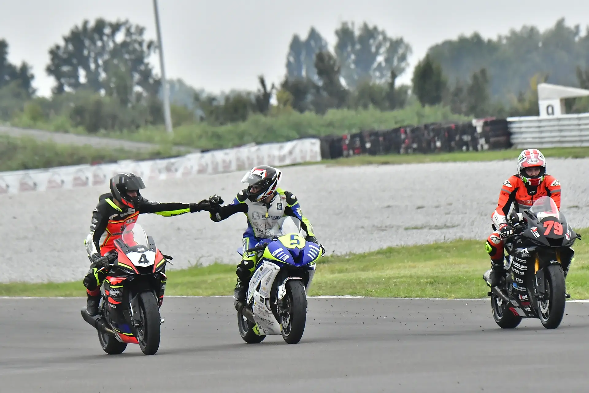 mes race attack