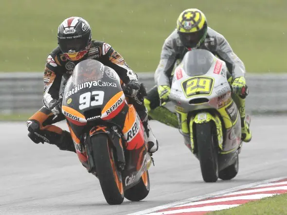 moto2 preview phillip island 2012 1