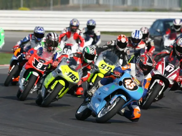mototemporada action