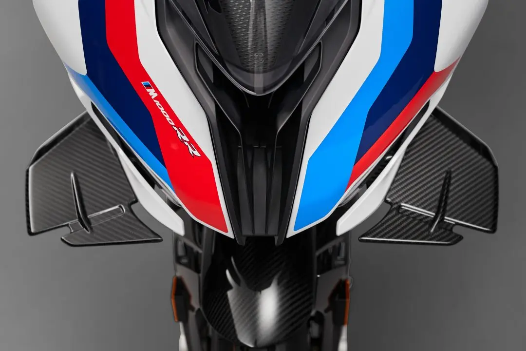 p90398270 highres the new bmw m 1000 r e1617872931329