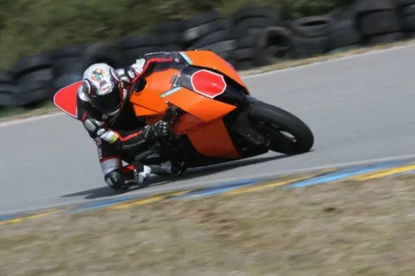 pere tutusaus ktm test le luc 2009
