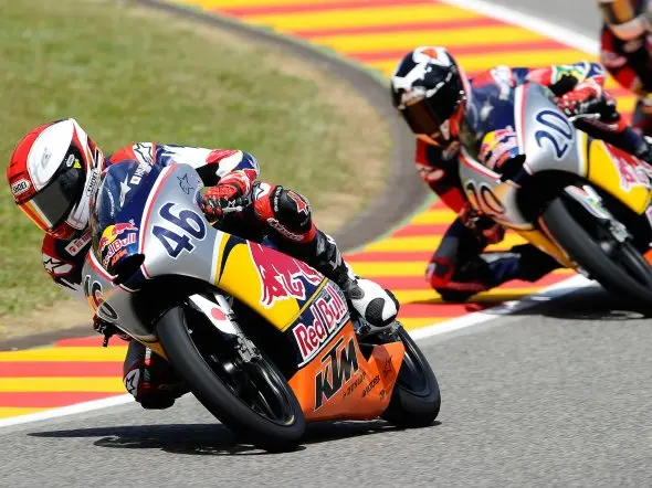 rookies cup hiura scholtz