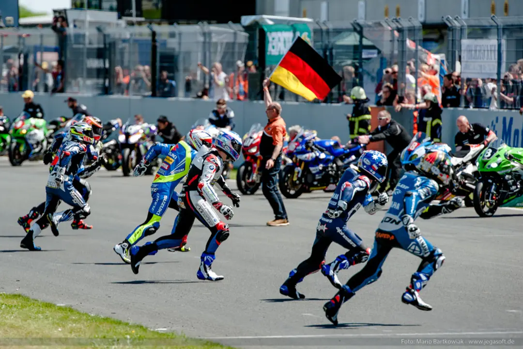 start oschersleben 8 hours