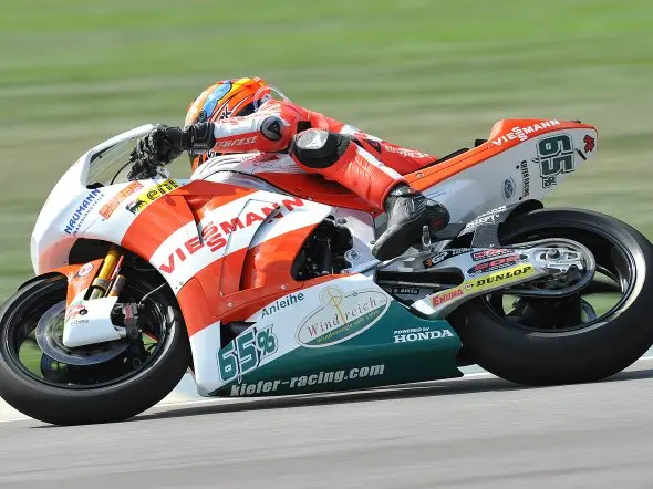 stefan bradl phillip island prove1 2011