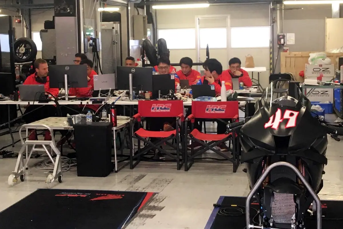 superbike box hrc test team catalunya 2024