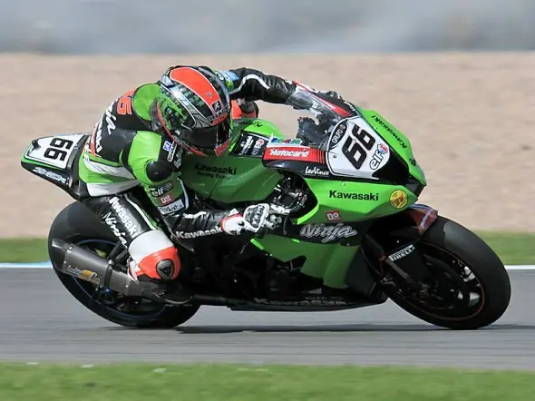 tom sykes warm up donington 2012