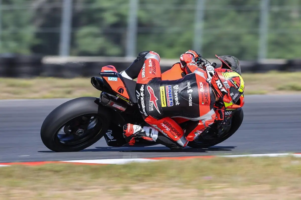 xavi fores panigale v2 ducati motoamerica 2023