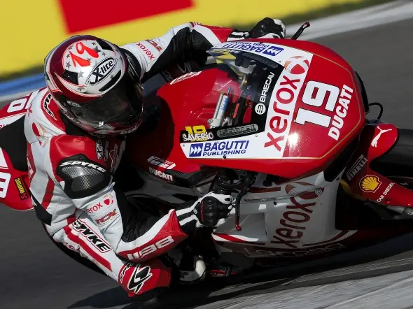 xavier simeon ducati stock 1000 2009