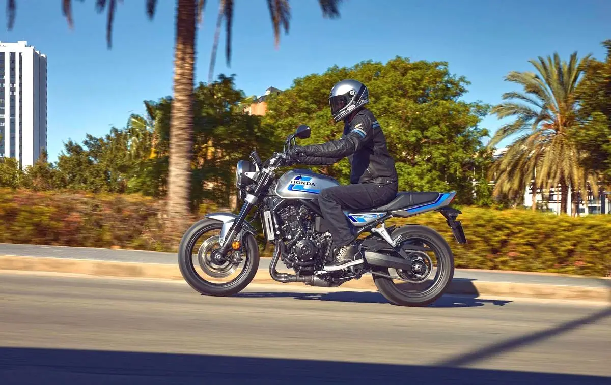 Una modern classic per il futuro: Honda presenta la CB1000F ad EICMA 2025