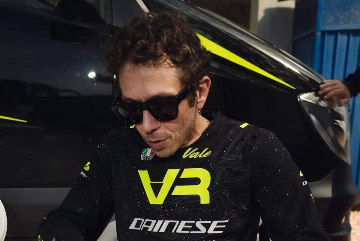 MotoGP, Valentino Rossi: "Bagnaia ha un compagno scomodo"