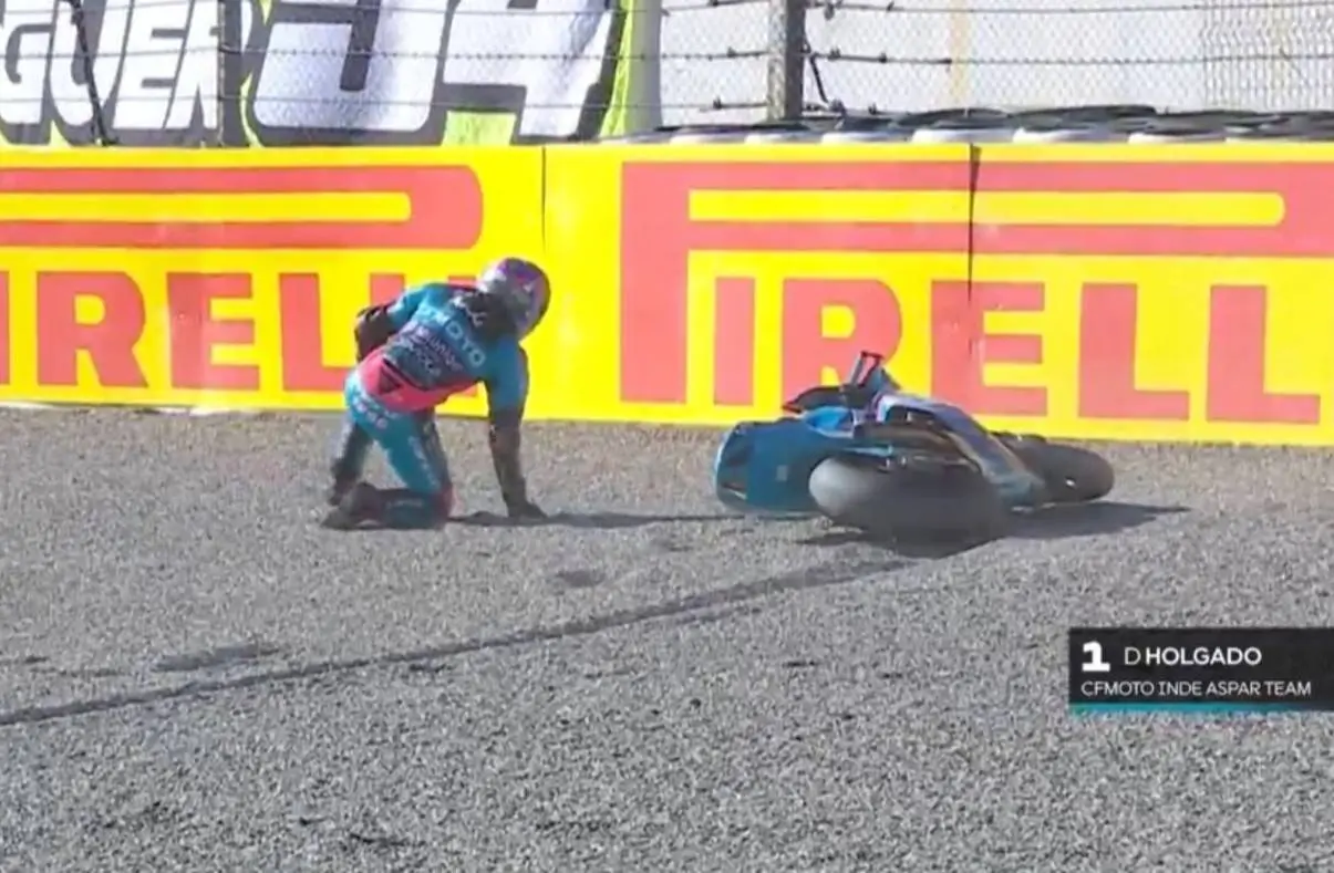 Moto2 Valencia: Holgado record e caduta, Moreira colpo di scena