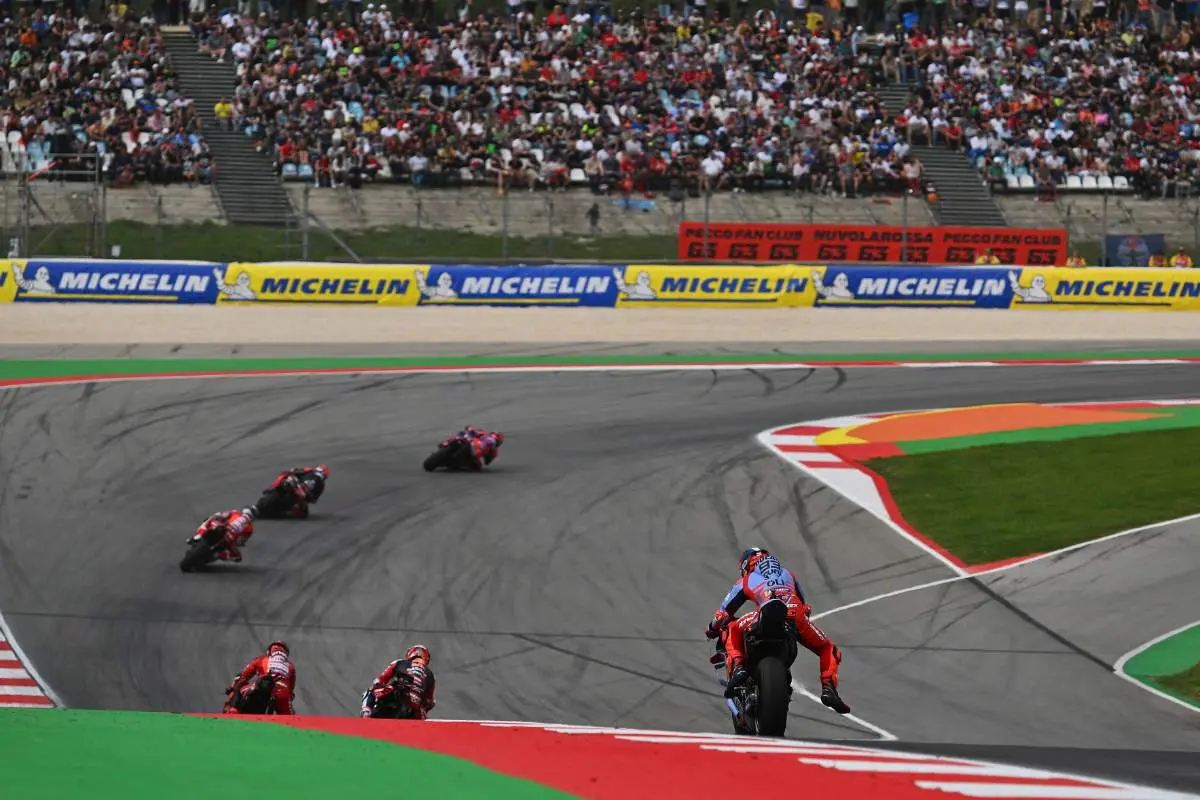 MotoGP Portimao 2025, riflettori su Bulega e non solo: gli orari tv-streaming