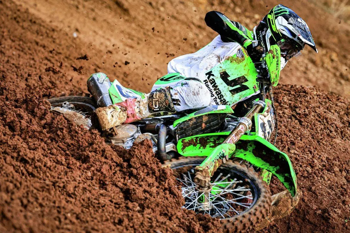 Romain Febvre domina nel Motocross giapponese: Valerio Lata è 2°!