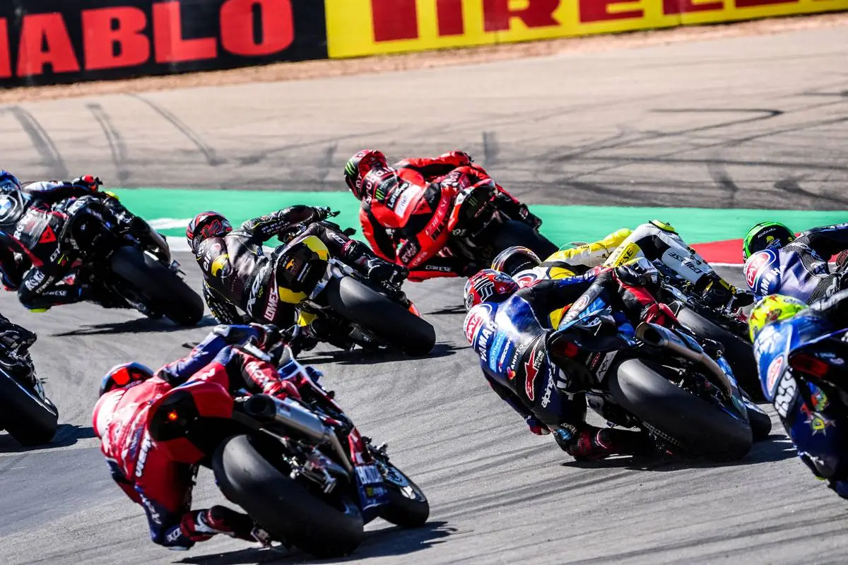 Superbike, ultime novità sul misuratore del flusso di carburante e sul regolamento Sportbike