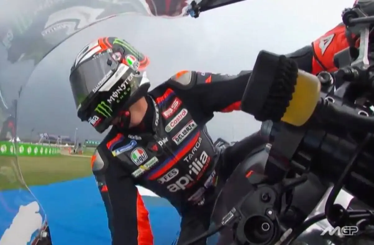 Spettacolo Aprilia al Buriram: Bezzecchi da urlo, Marquez in scia, Bagnaia disperso