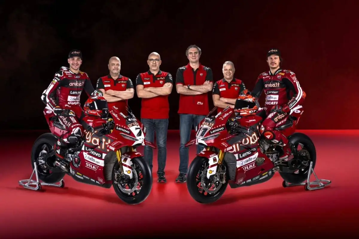SBK, the Aruba Ducati team is unveiled: Lecuona challenges Bulega for the 2026 title