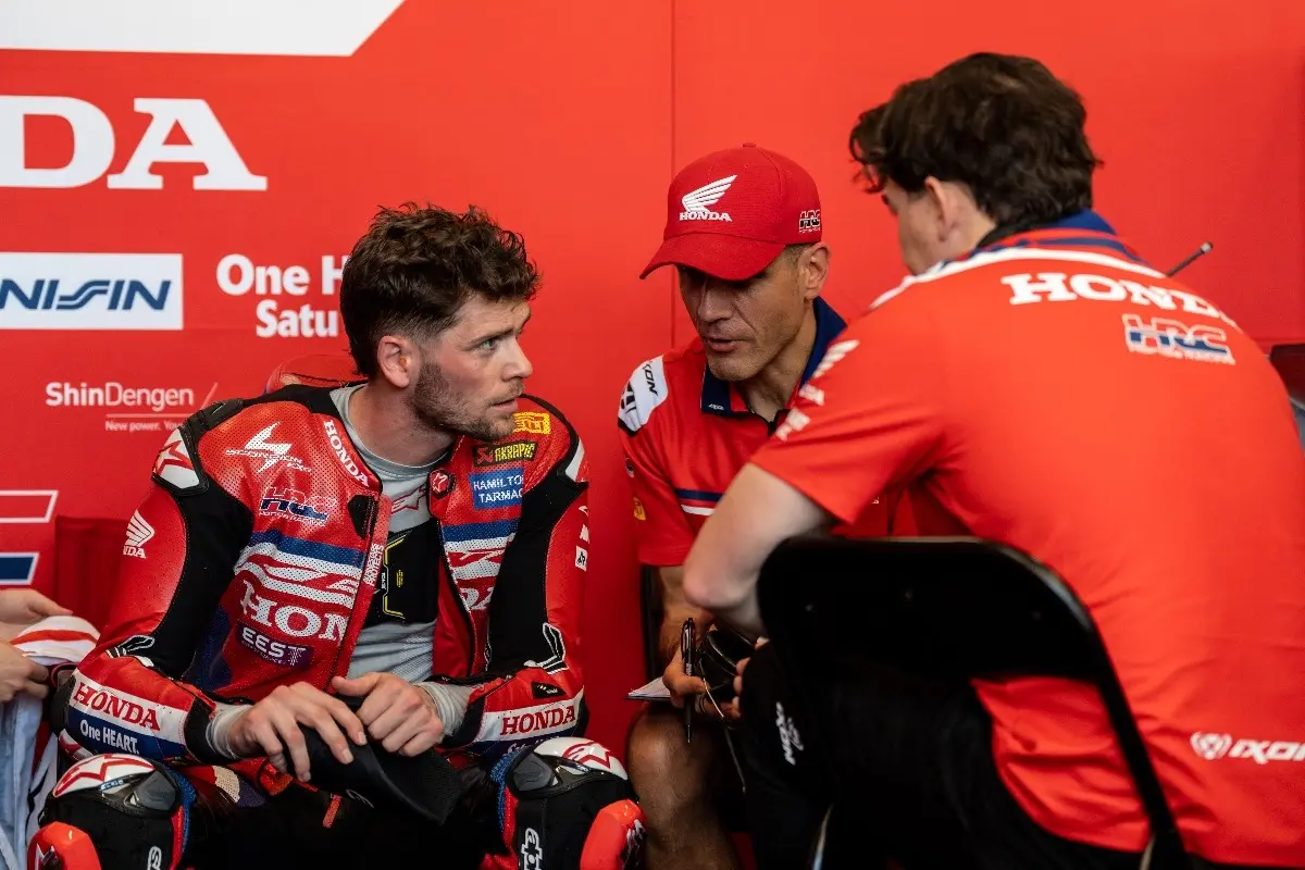 Phillip Island Test 3: Jake Dixon suffers a heavy crash, Honda left without riders!