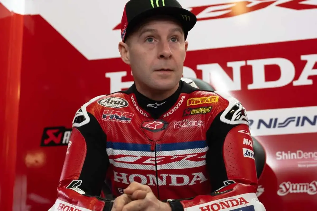 SBK, Jonathan Rea racconta: "Non riuscivo a spiegare quanto dolore avessi"