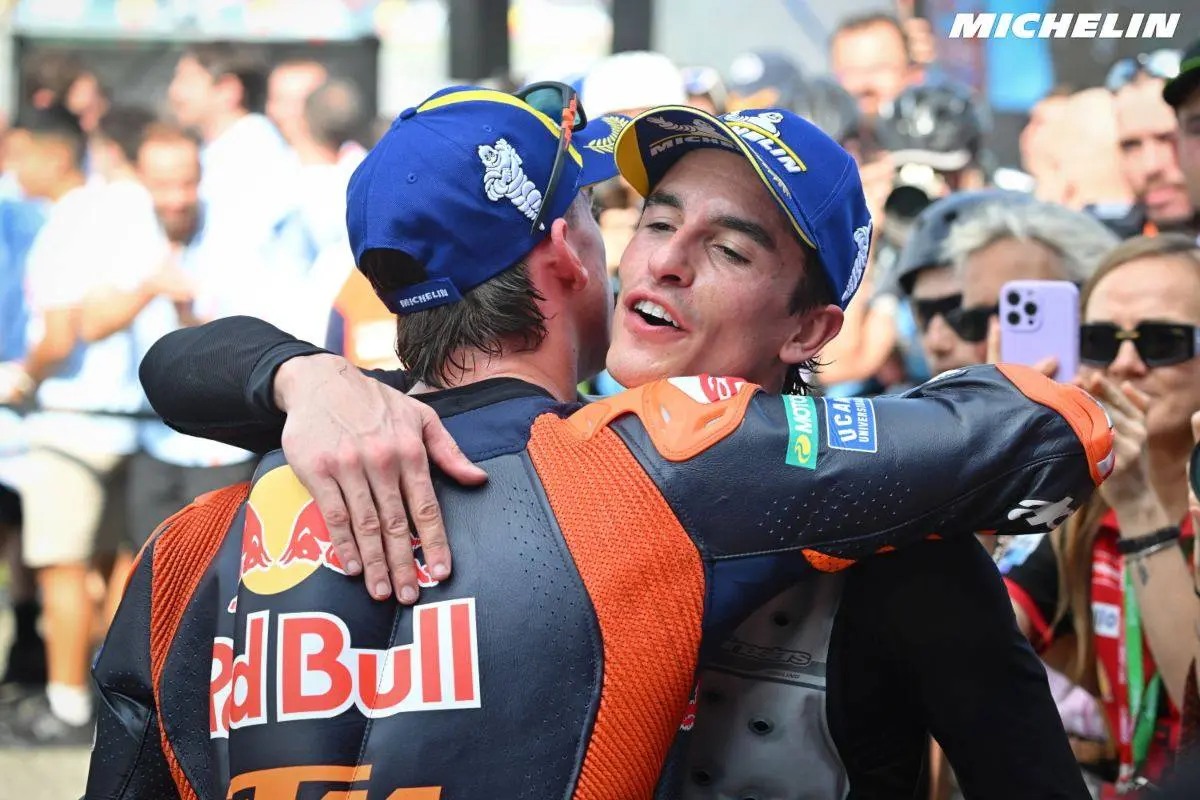 Marc Marquez: "Acosta? Alzo bandiera bianca"