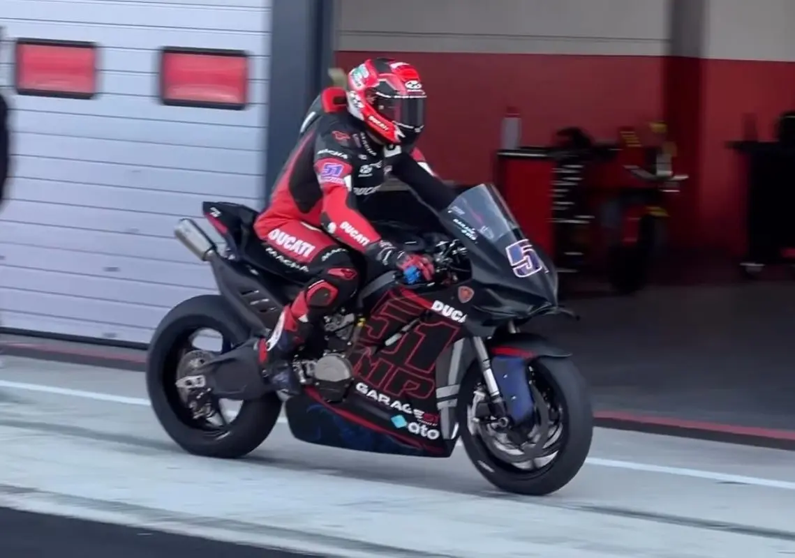 Michele Pirro prova a Misano la Ducati V4 verso il CIV Superbike 2026