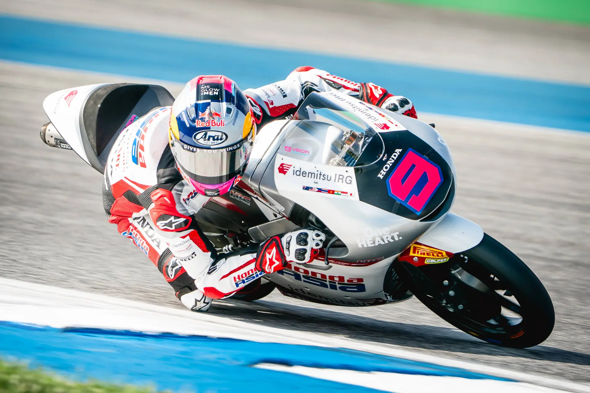 Esordio Moto3 da urlo: chi è Veda Pratama, sorpresa assoluta del GP Thailandia