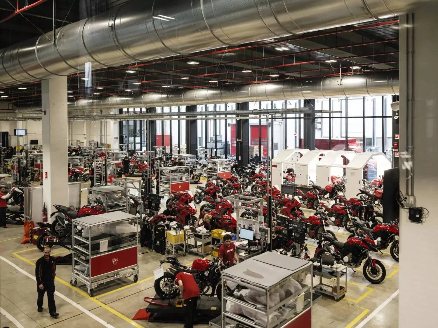 Ducati opens its factory and museum for free on April 19: a journey through 100 years of Italian excellence