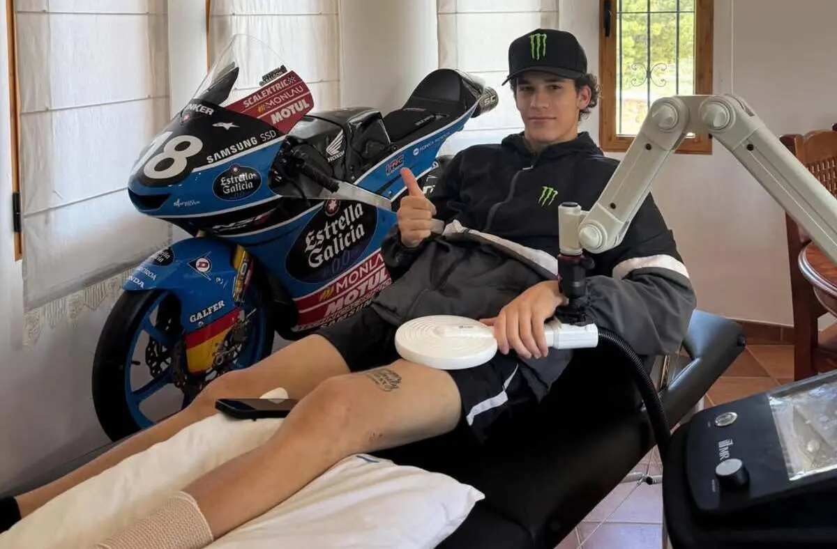 Moto2, Piqueras back home after the Austin crash: multiple fractures and a long rehabilitation