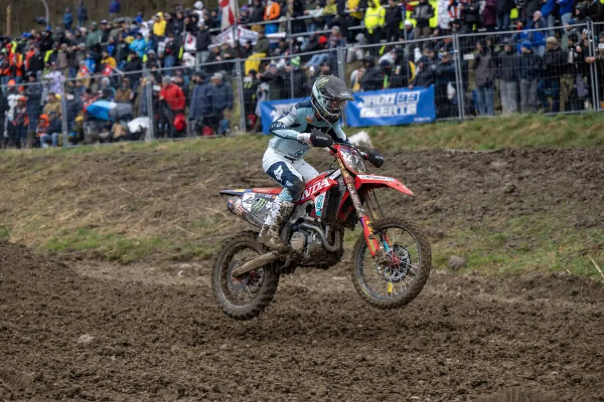 Tom Vialle esplosivo: il super rookie Honda MXGP infiamma il Mondiale 2026