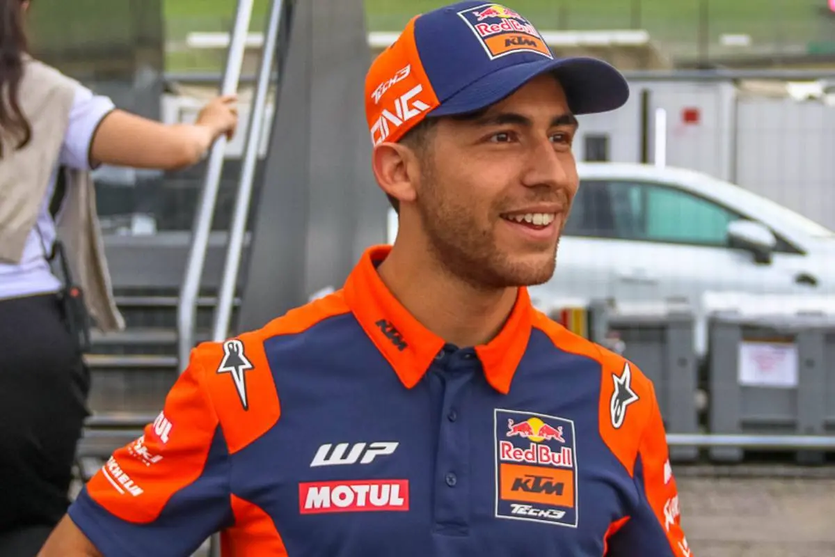 Enea Bastianini pilota KTM Tech3 sorride nel paddock MotoGP al Mugello