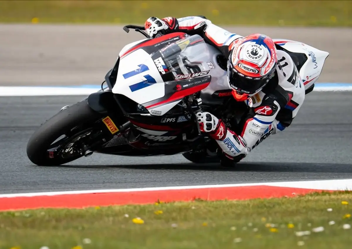 Supersport Balaton: Arenas takes maiden pole, Ferrari secures front-row start