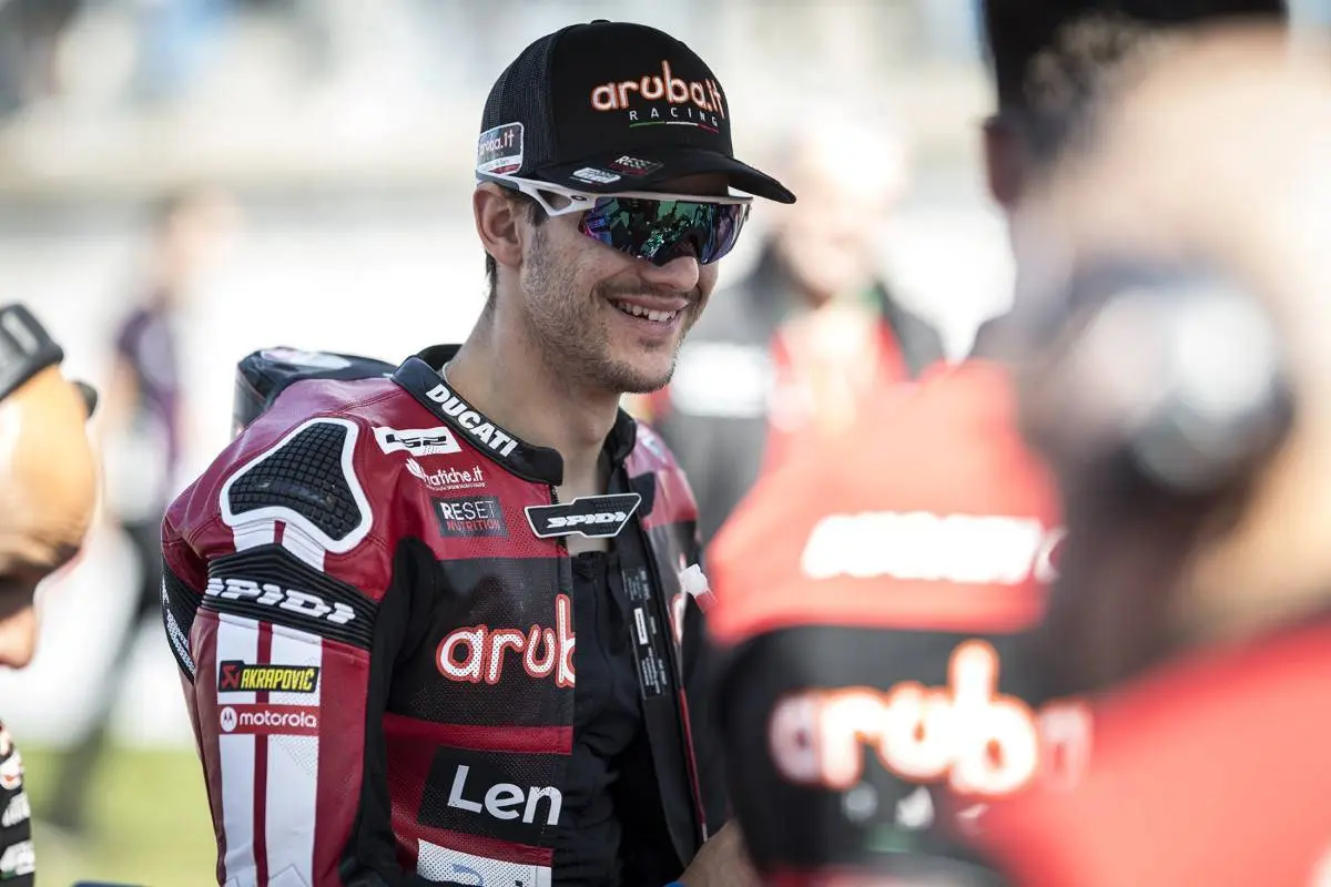 SBK, Lecuona jabs at Bautista: "It’s not just the ballast’s fault." Alvaro responds